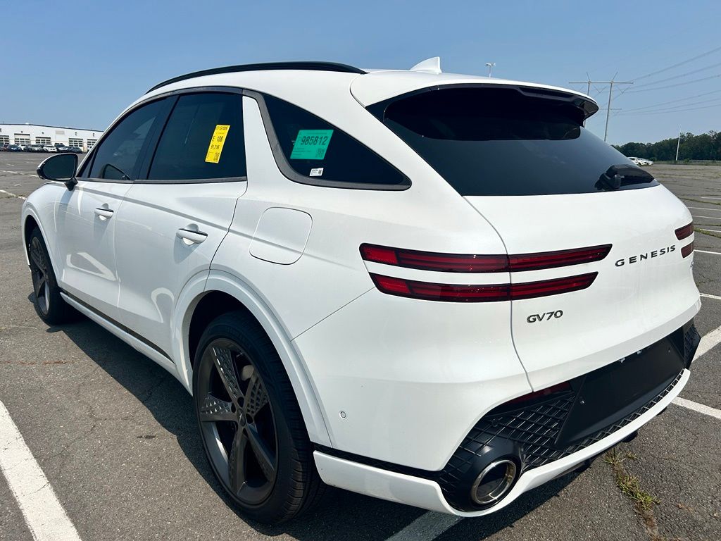 2023 GENESIS GV70 Standard - Photo 7