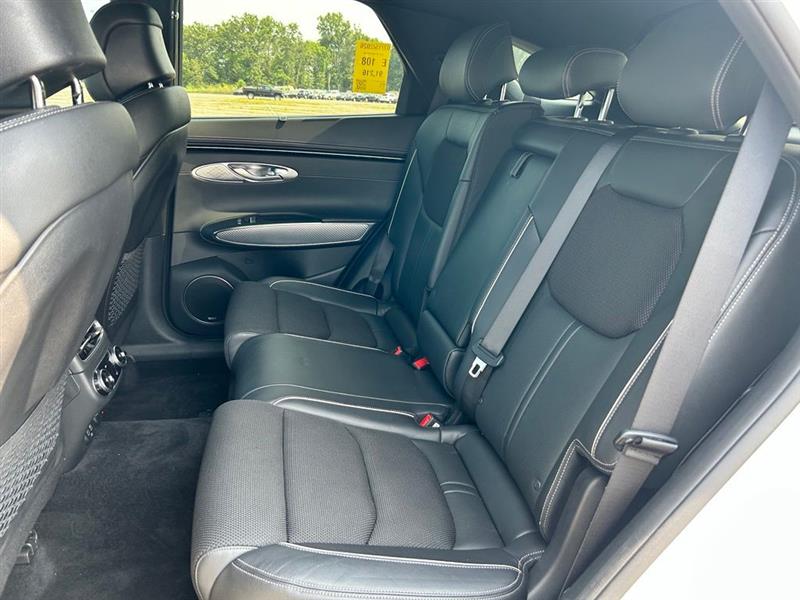 2023 GENESIS GV70 2.5T