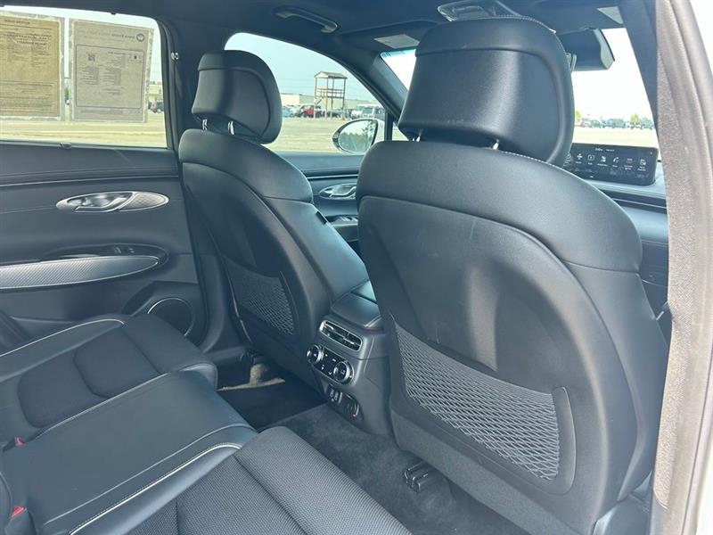 2023 GENESIS GV70 2.5T