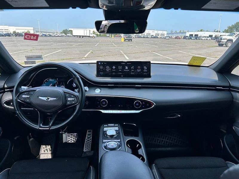2023 GENESIS GV70 2.5T