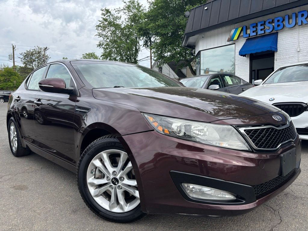 2011 Kia Optima EX AT Turbo's photo