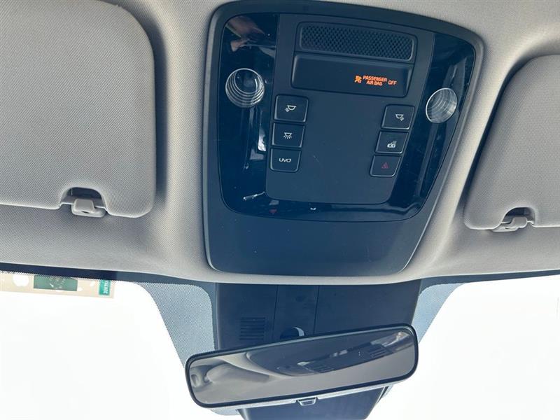 2022 KIA CARNIVAL EX