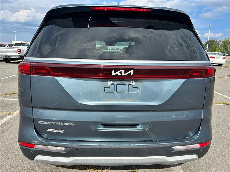 2022 KIA CARNIVAL EX