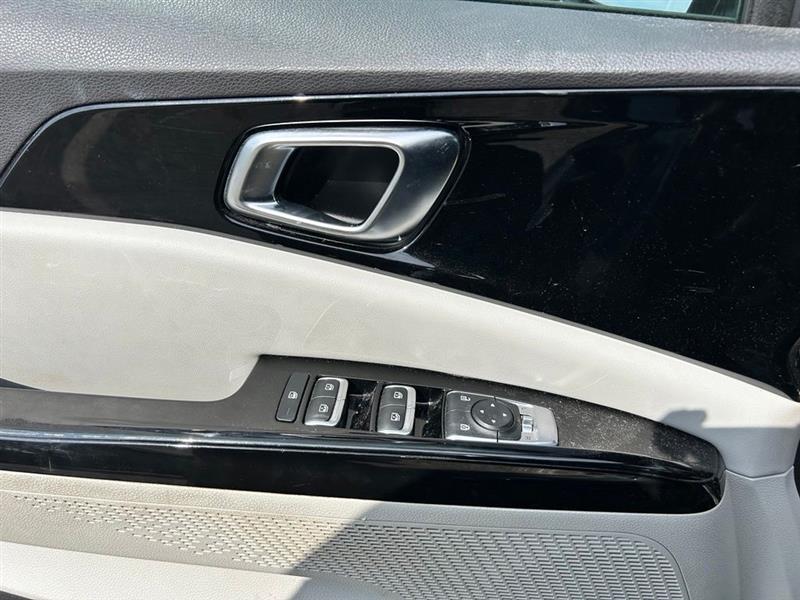 2022 KIA CARNIVAL EX