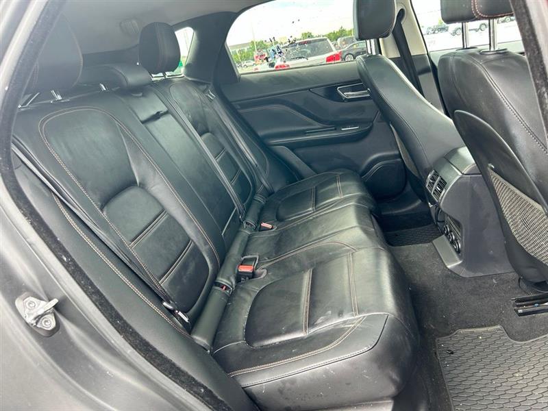 2017 JAGUAR F-PACE 35T PRESTIGE