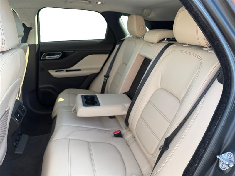 2017 JAGUAR F-PACE 35T PRESTIGE