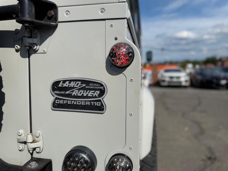 1991 LAND ROVER DEFENDER 110 HS 