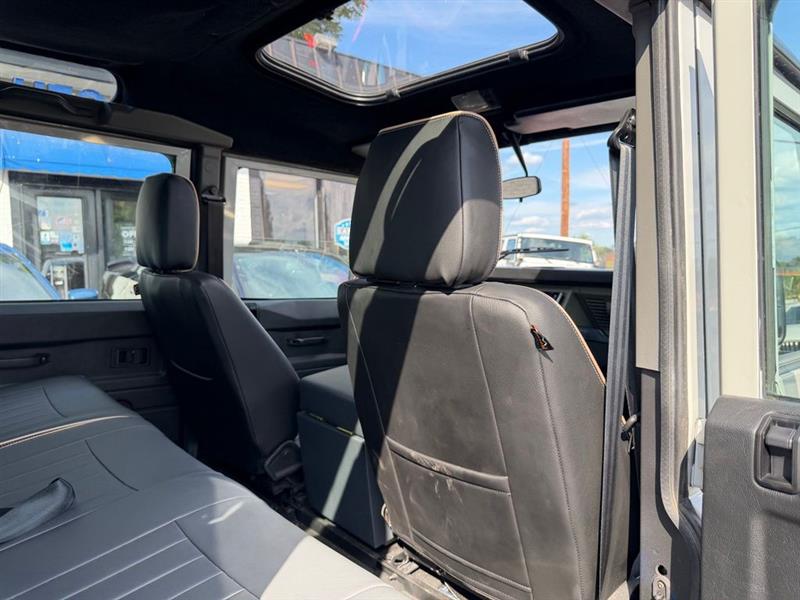 1991 LAND ROVER DEFENDER 110 HS 