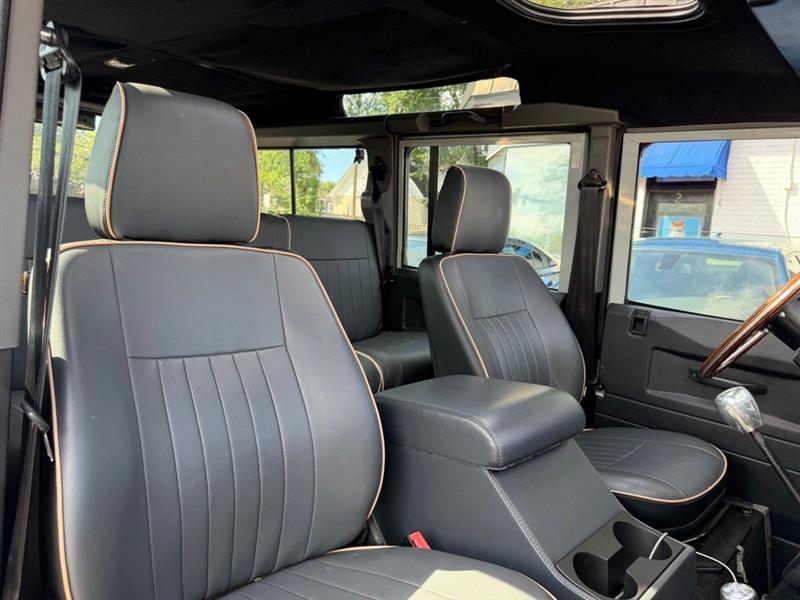 1991 LAND ROVER DEFENDER 110 HS 