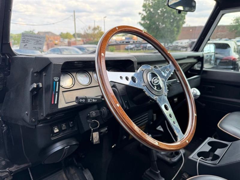 1991 LAND ROVER DEFENDER 110 HS 