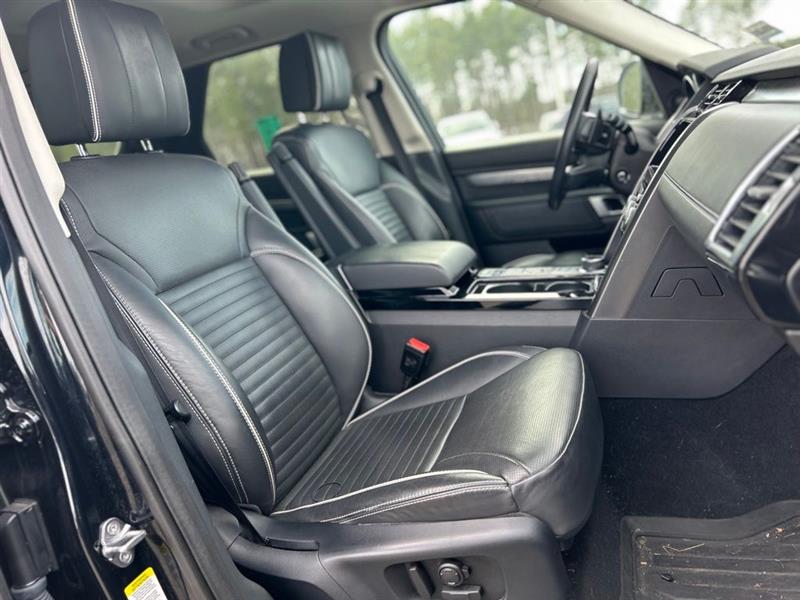 2017 LAND ROVER DISCOVERY FIRST EDITION