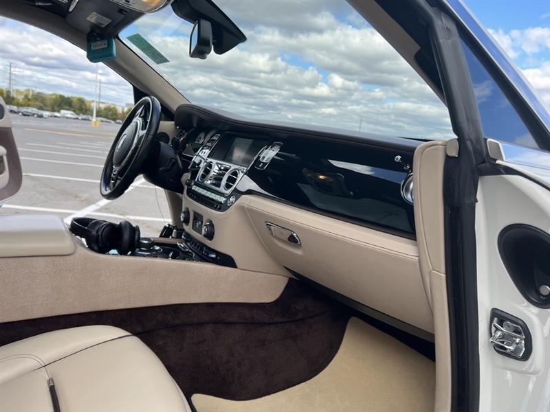2016 ROLLS-ROYCE WRAITH 