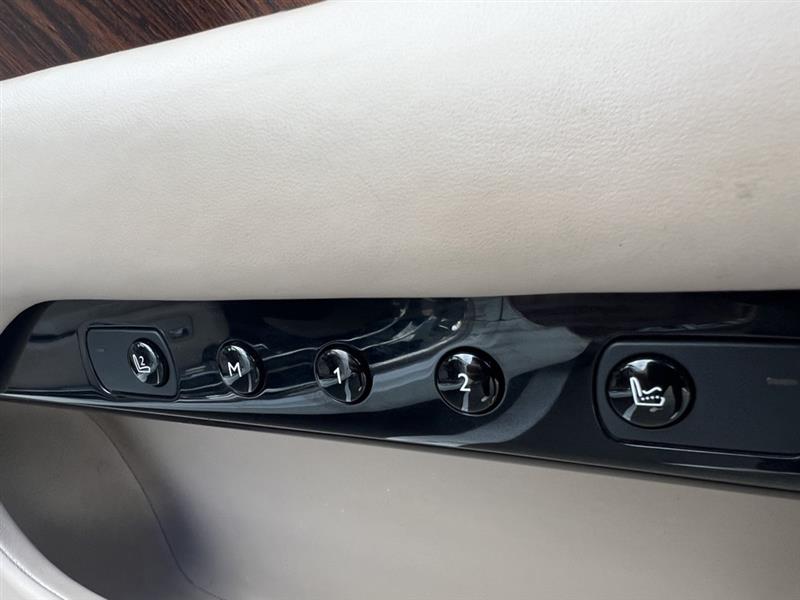 2016 ROLLS-ROYCE WRAITH 