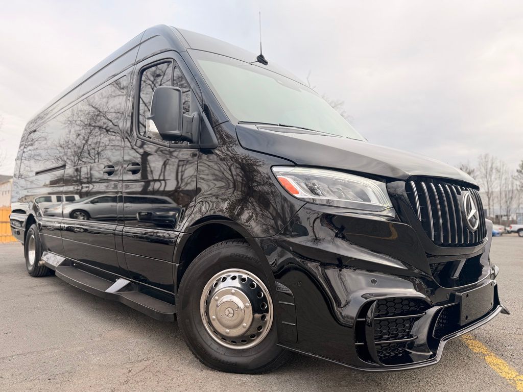 2020 Mercedes-Benz Sprinter 3500XD 170 Ext WB 3.0D High Roof's photo