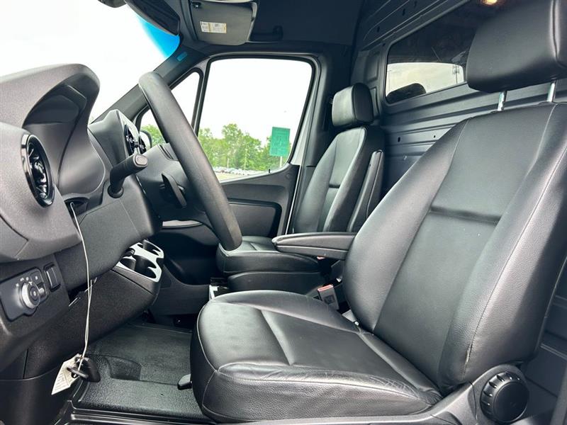 2023 MERCEDES-BENZ SPRINTER CARGO VAN 