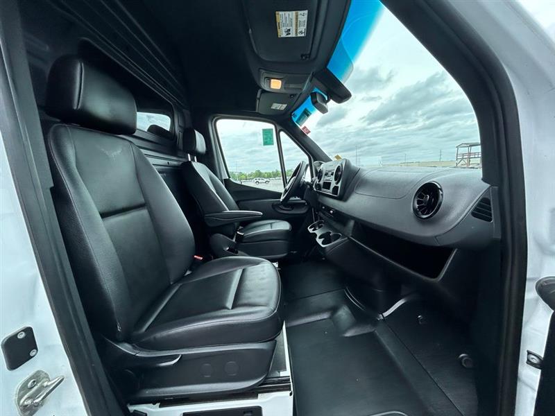 2023 MERCEDES-BENZ SPRINTER CARGO VAN 