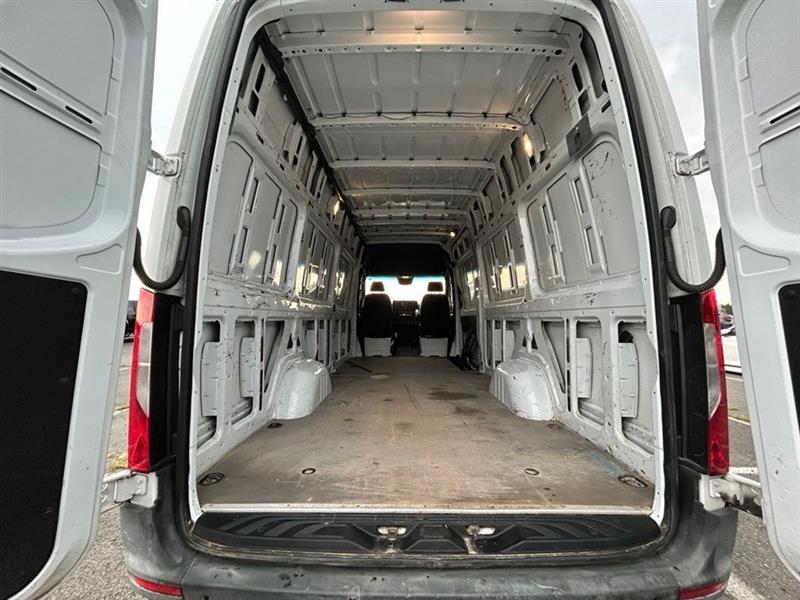 2021 MERCEDES-BENZ SPRINTER CARGO VAN 