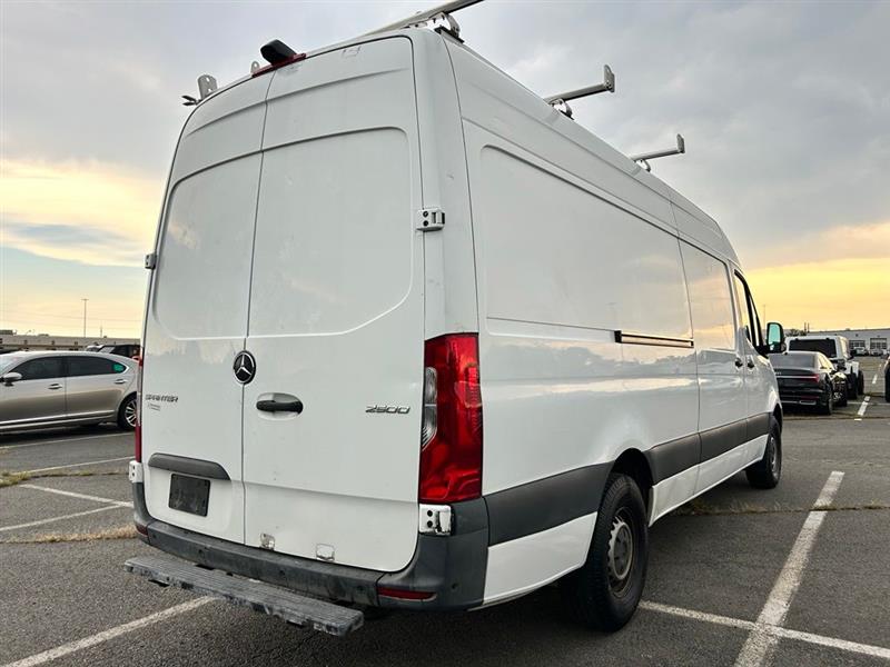 2021 MERCEDES-BENZ SPRINTER CARGO VAN 
