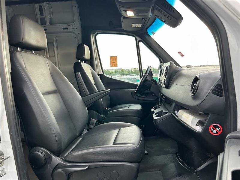 2021 MERCEDES-BENZ SPRINTER CARGO VAN 