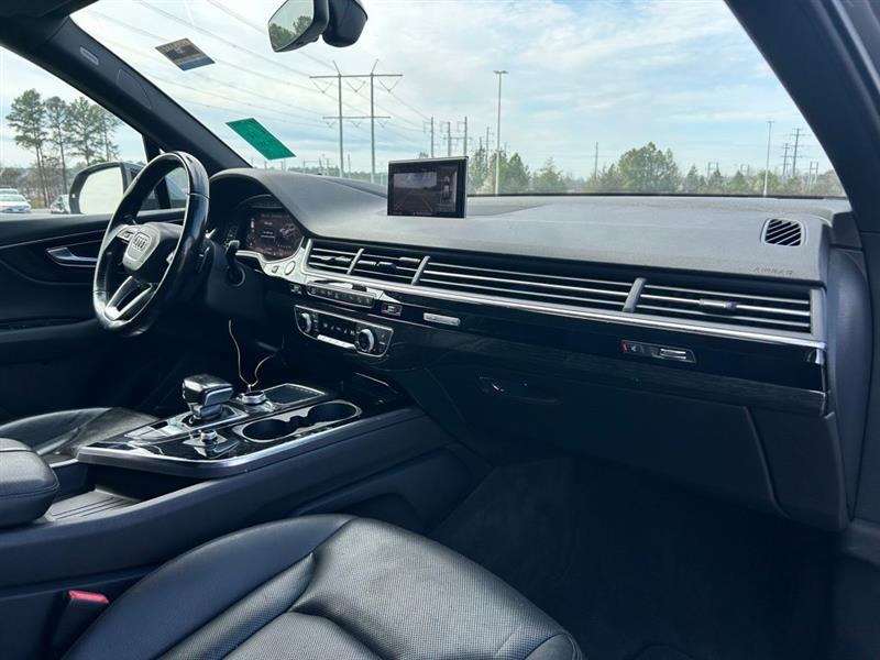 2017 AUDI Q7 PRESTIGE