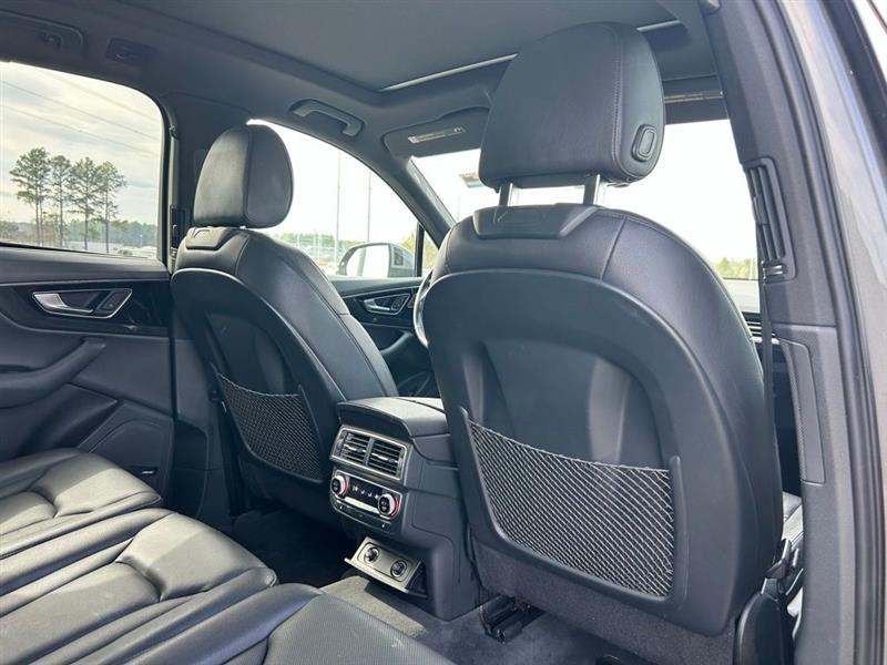 2017 AUDI Q7 PRESTIGE