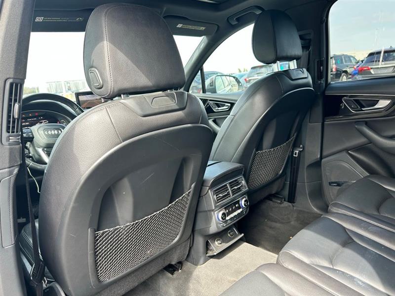 2017 AUDI Q7 PRESTIGE