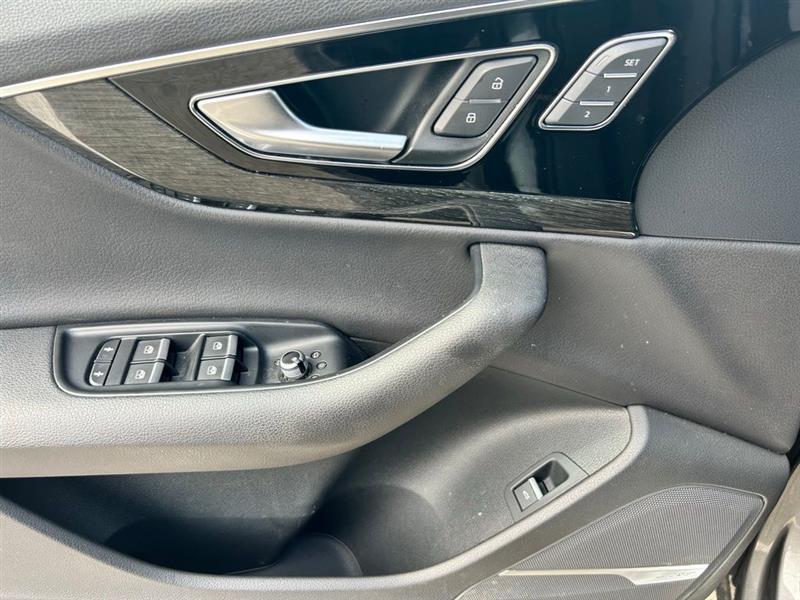 2017 AUDI Q7 PRESTIGE