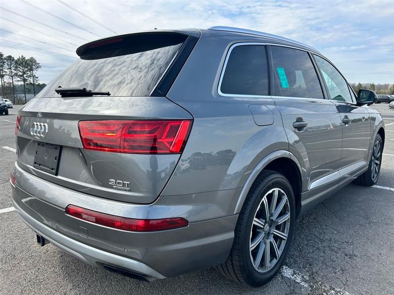 2017 AUDI Q7 PRESTIGE