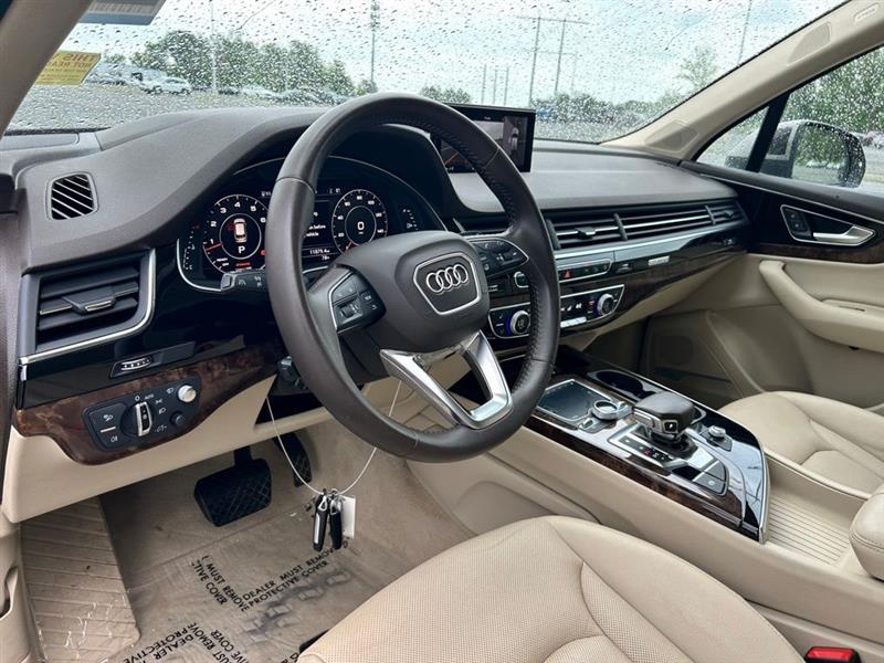 2017 AUDI Q7 PRESTIGE