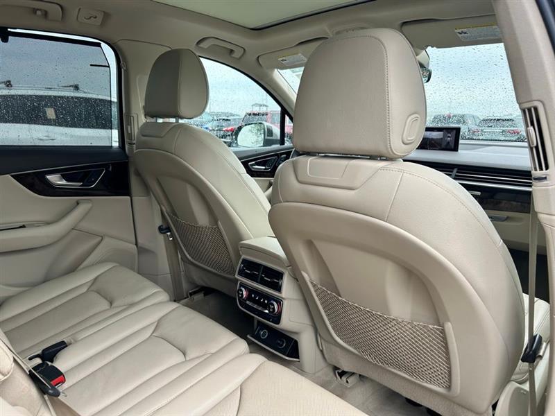 2017 AUDI Q7 PRESTIGE