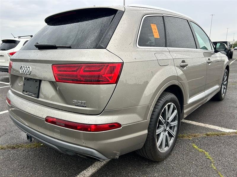 2017 AUDI Q7 PRESTIGE