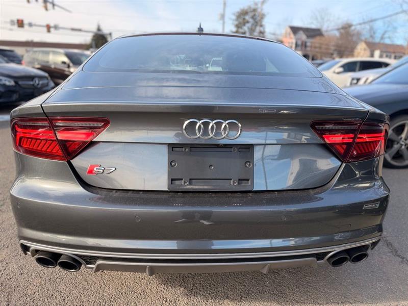 2016 AUDI S7 