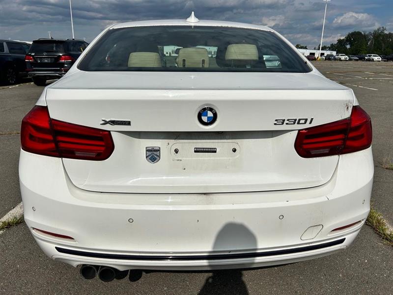 2017 BMW 3 SERIES 330i xDrive