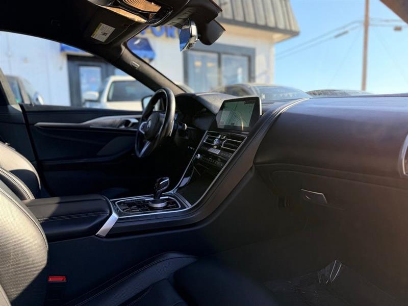 2022 BMW 8 SERIES M850i