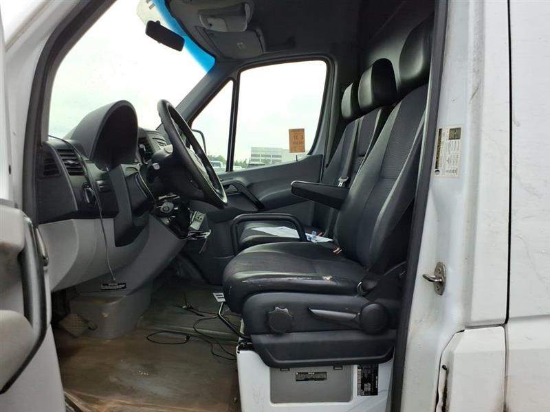 2012 MERCEDES-BENZ SPRINTER 2500 