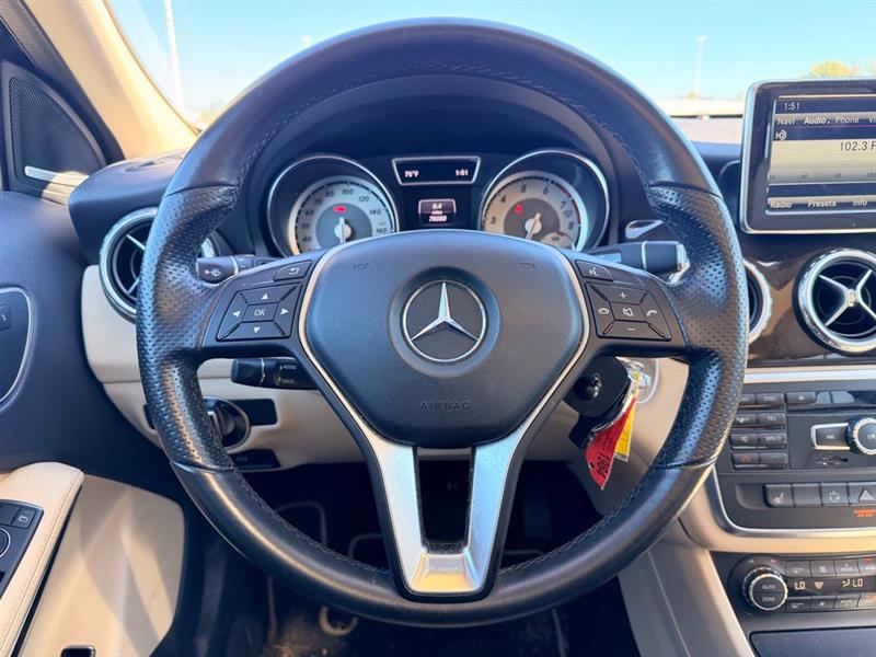 2015 MERCEDES-BENZ GLA250 
