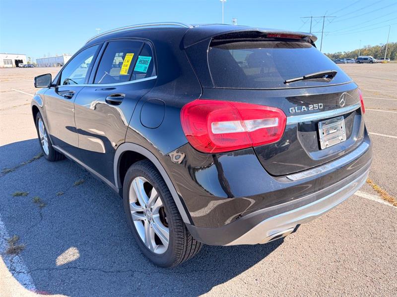 2015 MERCEDES-BENZ GLA250 