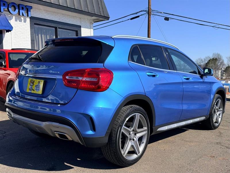 2017 MERCEDES-BENZ GLA250 