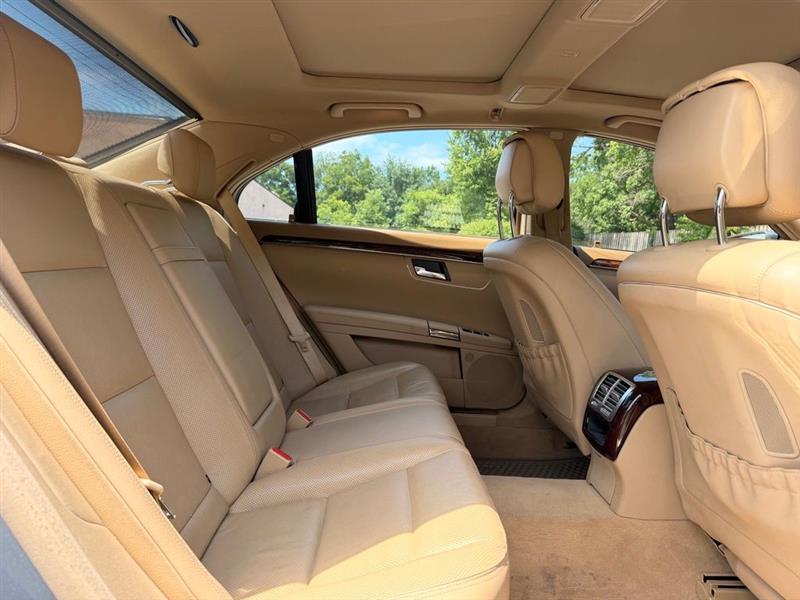 2010 MERCEDES-BENZ S550 