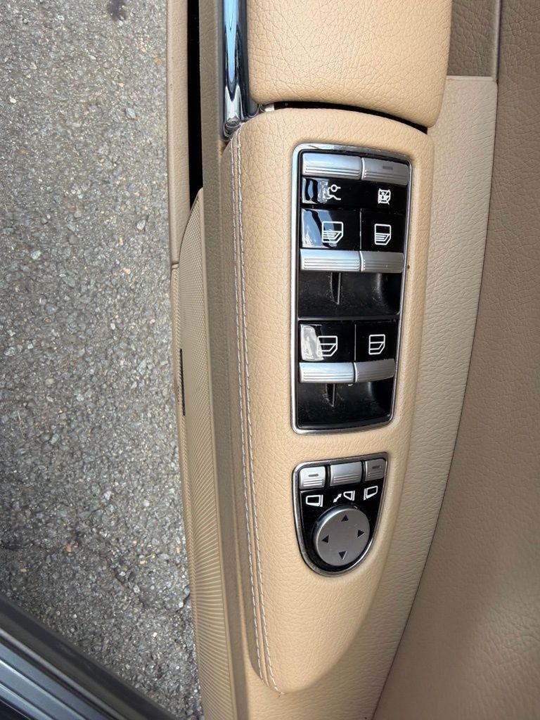 2010 MERCEDES-BENZ S550 