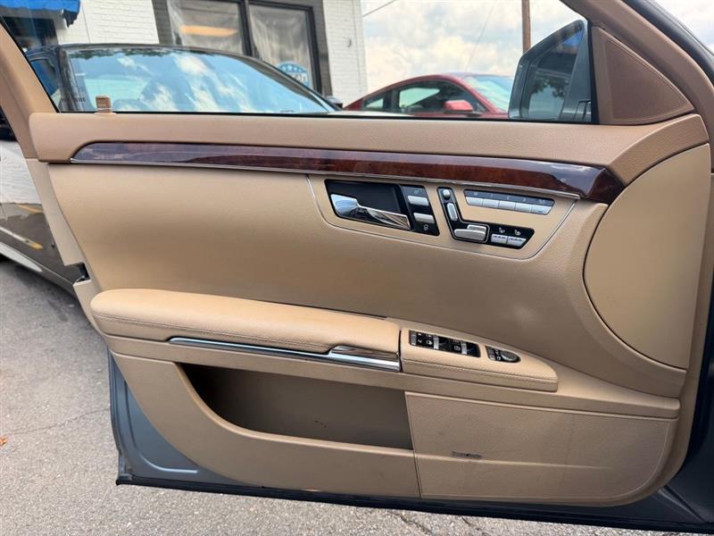 2010 MERCEDES-BENZ S550 