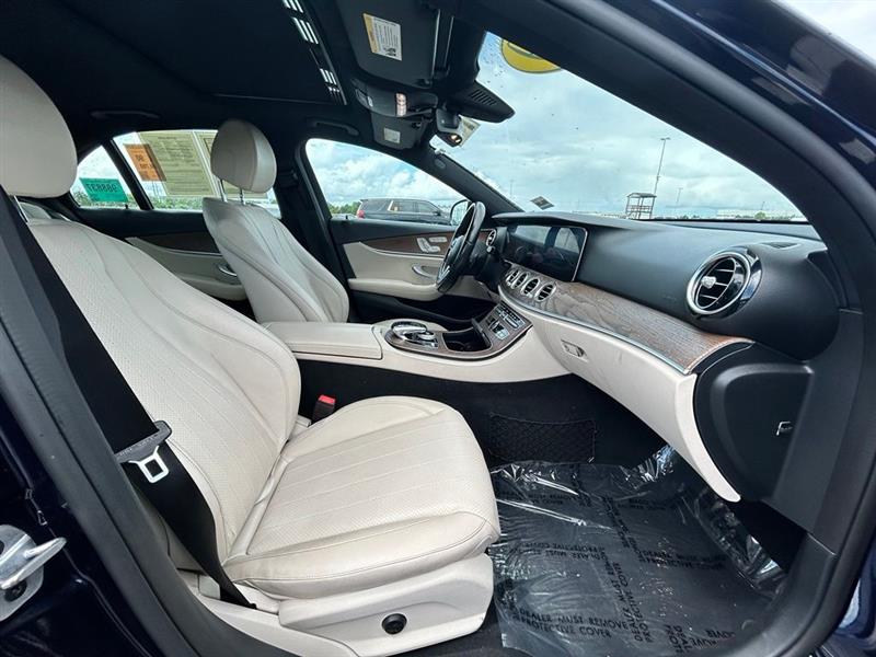 2019 MERCEDES-BENZ E300 