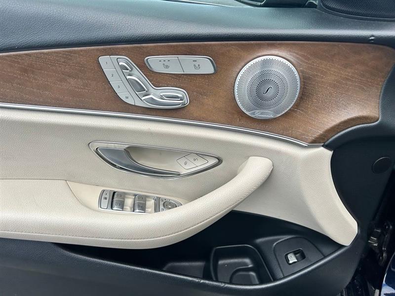 2019 MERCEDES-BENZ E300 