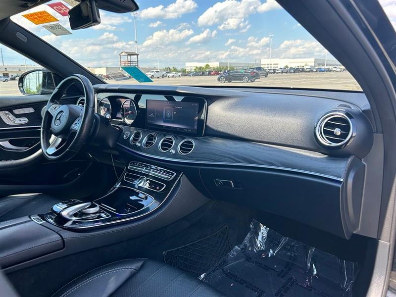 2017 MERCEDES-BENZ E 300 
