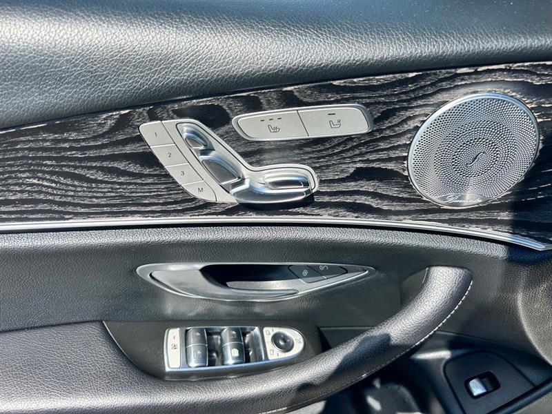 2017 MERCEDES-BENZ E 300 