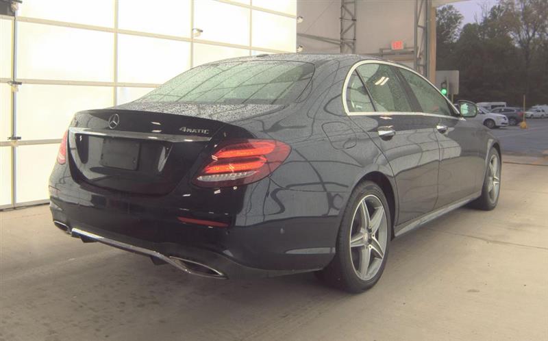 2017 MERCEDES-BENZ E300 4MATIC AMG SPORT PKG