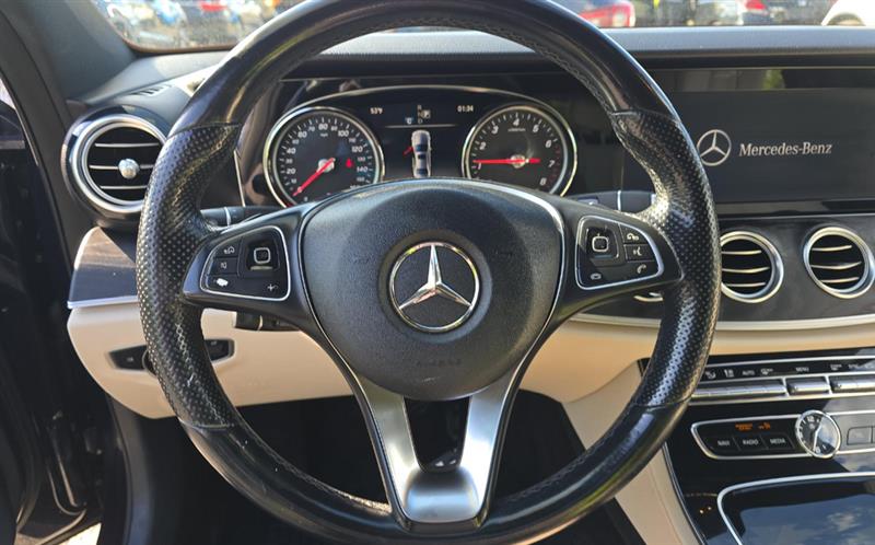 2017 MERCEDES-BENZ E300 4MATIC AMG SPORT PKG