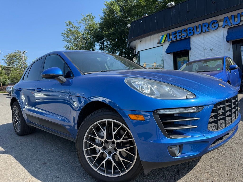 2016 Porsche Macan S's photo