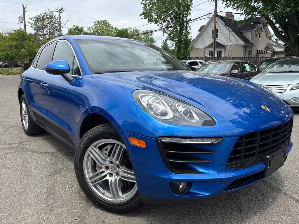 2016 Porsche Macan S's photo