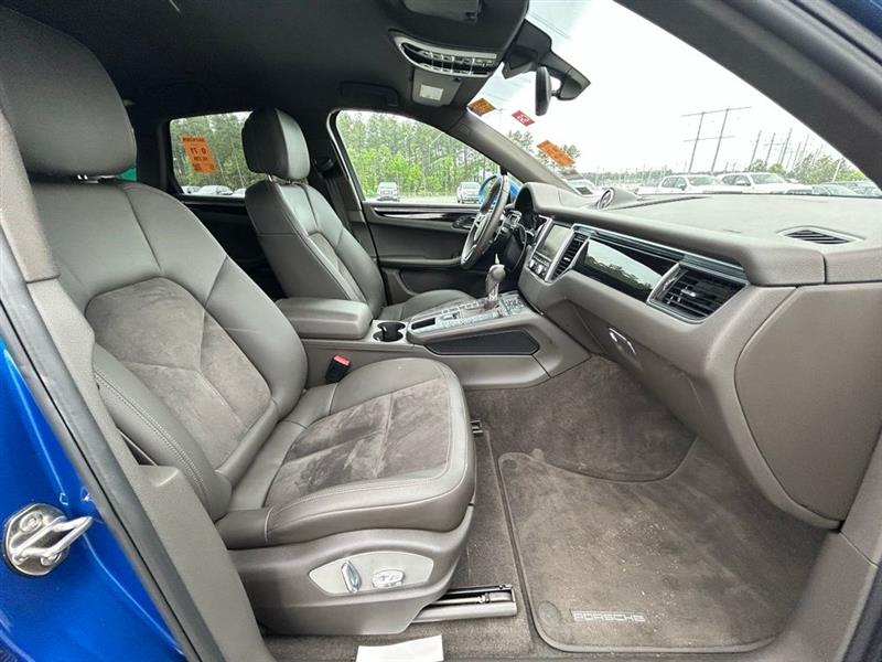 2016 PORSCHE MACAN S